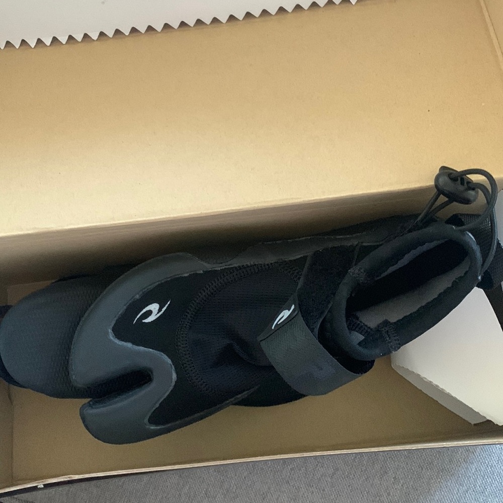 Ripcurl reefer boot 1.5mm split toe